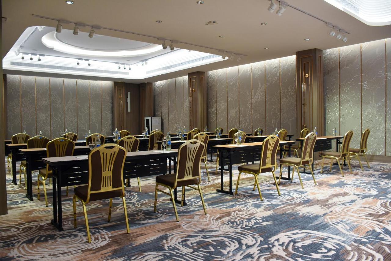 Chor Cher The Luxury Green Hotel - Sha Extra Plus Bangbo Kültér fotó